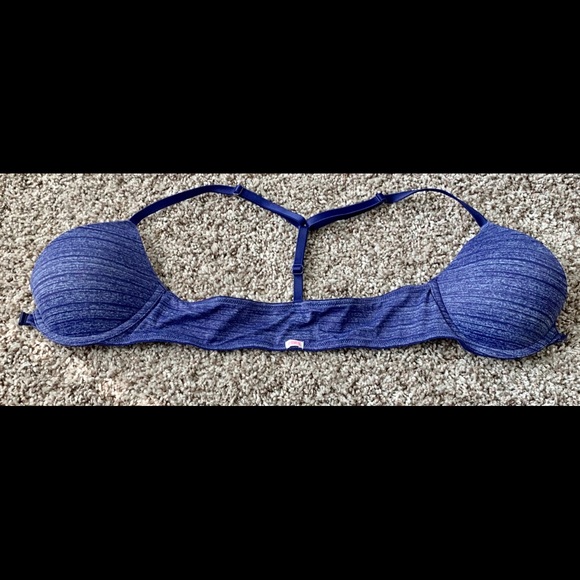 32B VS Pink Racerback Front Clasp Bra - Picture 4 of 7